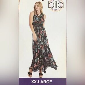 Bila Women's Maxi Dress - Black with Floral Print